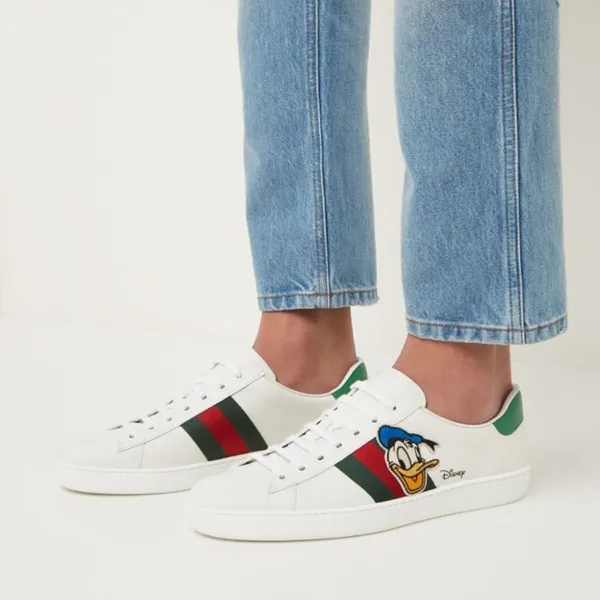 Product Gucci x Disney Ace ‘Donald Duck Patch’ Image