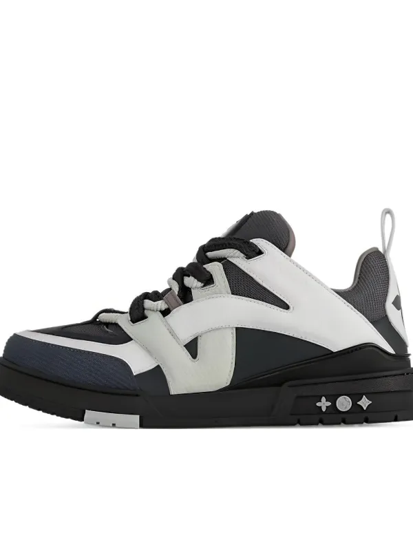 Product LOUIS VUITTON Skate Low Sneakers Black White Image