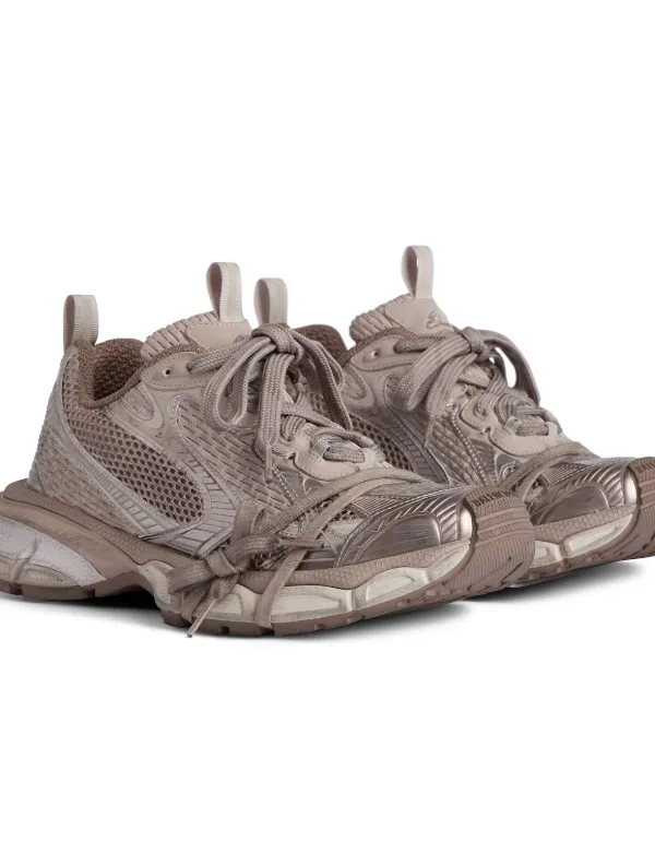 Product Balenciaga Runner Sneaker Beige Image