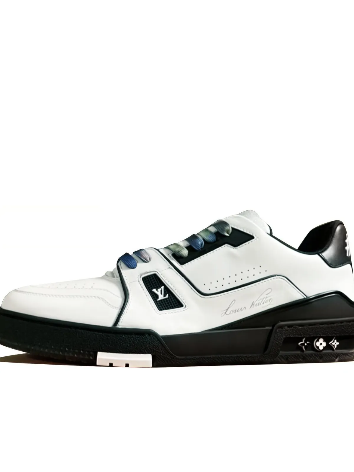 LOUIS VUITTON Lv Trainer Black White