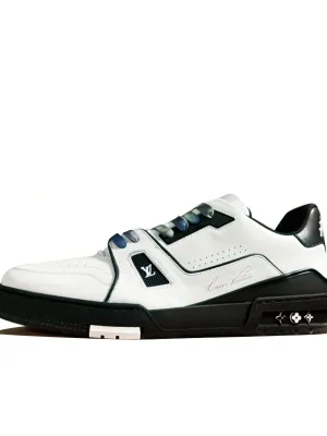 LOUIS VUITTON Lv Trainer Black White