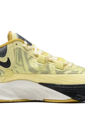 Nike Sabrina 1 University Gold