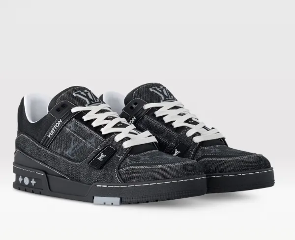 Product Louis Vuitton  Trainer 1AHSZH Image