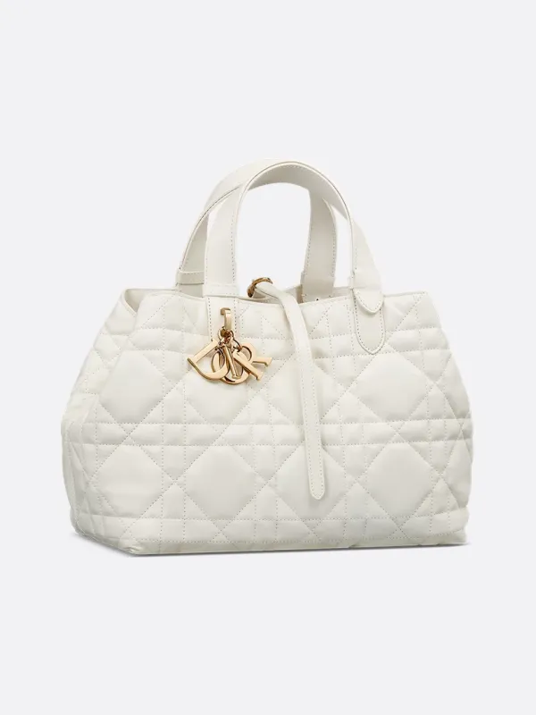 Product Medium Dior Toujours Bag Image