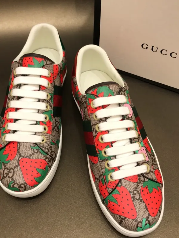 Product Gucci Wmns Ace ‘Strawberry Beige’ Image